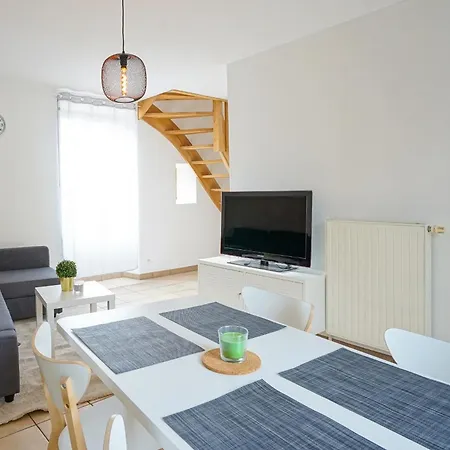 Le Duplex Villefranchois, Proche Centre アパート ヴィルフランシュ・ド・ルエルグ